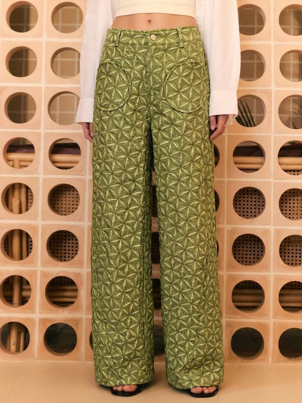 Green Casual Women's Wide-Leg Pants - Picture 6 of 6